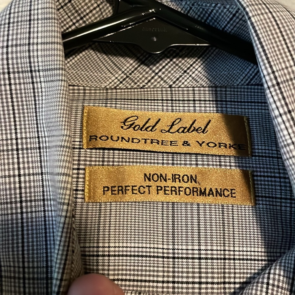 Men’s medium button up - Picture 2 of 12